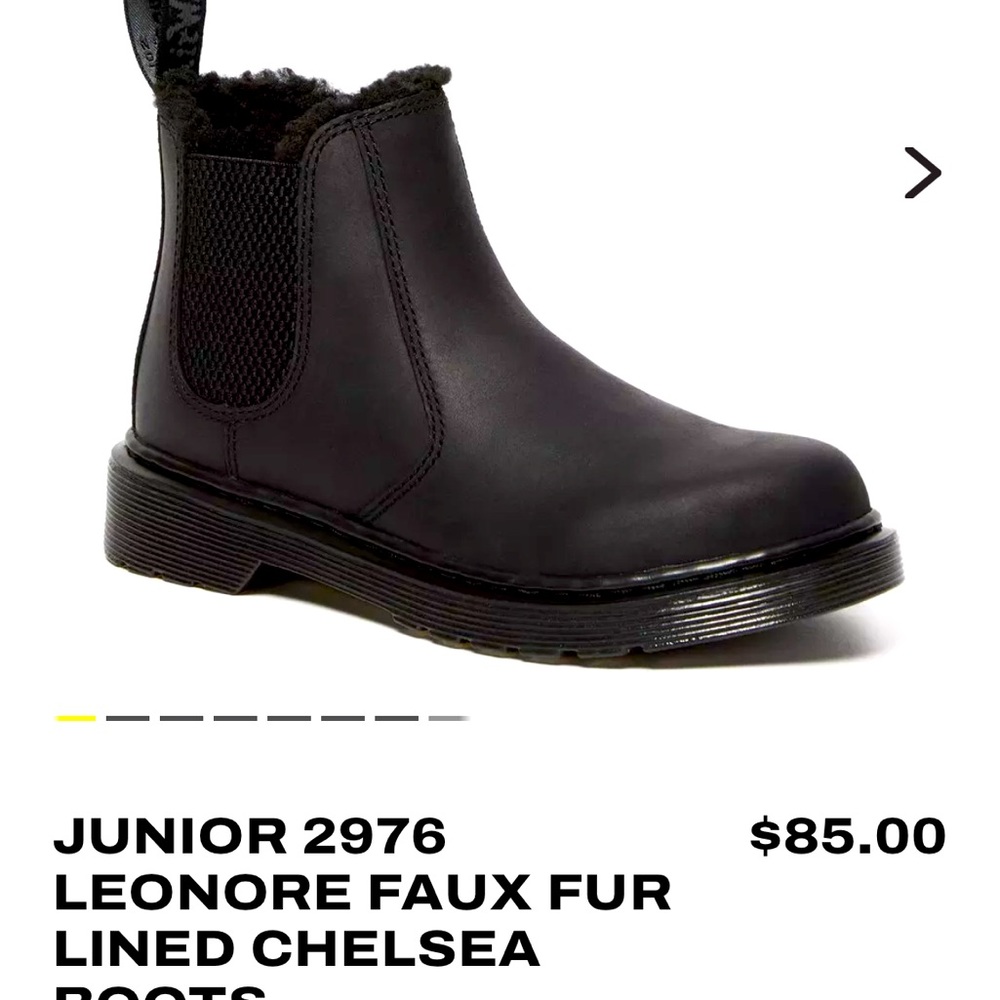 Junior Dr.Martens Toddler Size 8 black leather with faux fur inner. Water proof